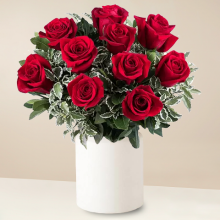 Sincere Love: 10 Red Roses