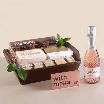 Moka Love: Pralinenauswahl mit Mini-Rosé-Cava