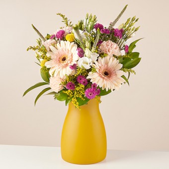 Peach Skin: Gerbere e Lisianthus Peach Skin: Gerbere e Lisianthus