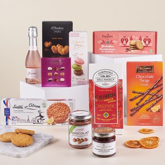 Indulgent Craving: Rosé Cava and Selection of Pralines