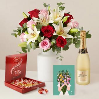Best Wishes: Розы и лилии, кава, шоколадные конфеты и открытка