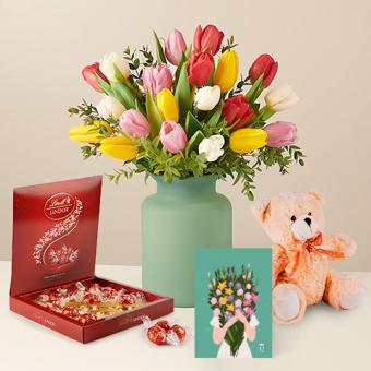 Spring Feast : Tulipes, Chocolats, Ours en Peluche et Carte Spring Feast : Tulipes, Chocolats, Ours en Peluche et Carte
